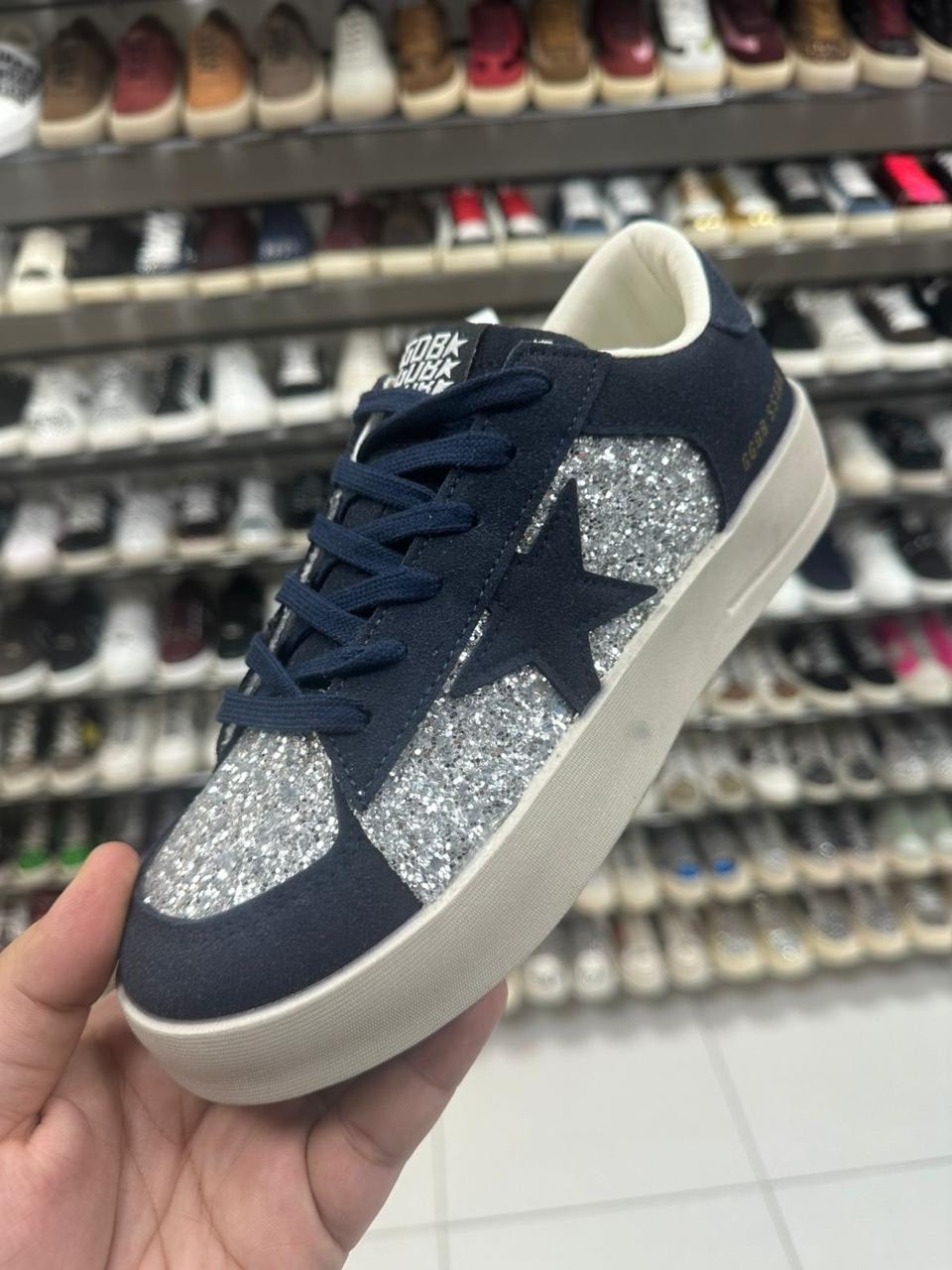 ,кроссовки golden goose с пайетками на платформе,кеды golden goose,обуви,голден гус кеды