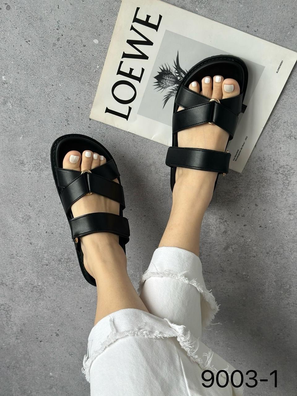 ,шлепанцы женские,модные шлепки,модные сандалии,сандалии с ремешками