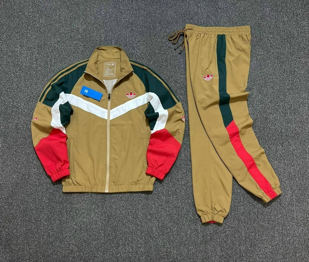 спортивный костюм adidas 90х,спортивный костюм adidas,спортивный костюм adidas винтажный,спортивный костюм adidas из 90-х,спортивные костюмы адидас