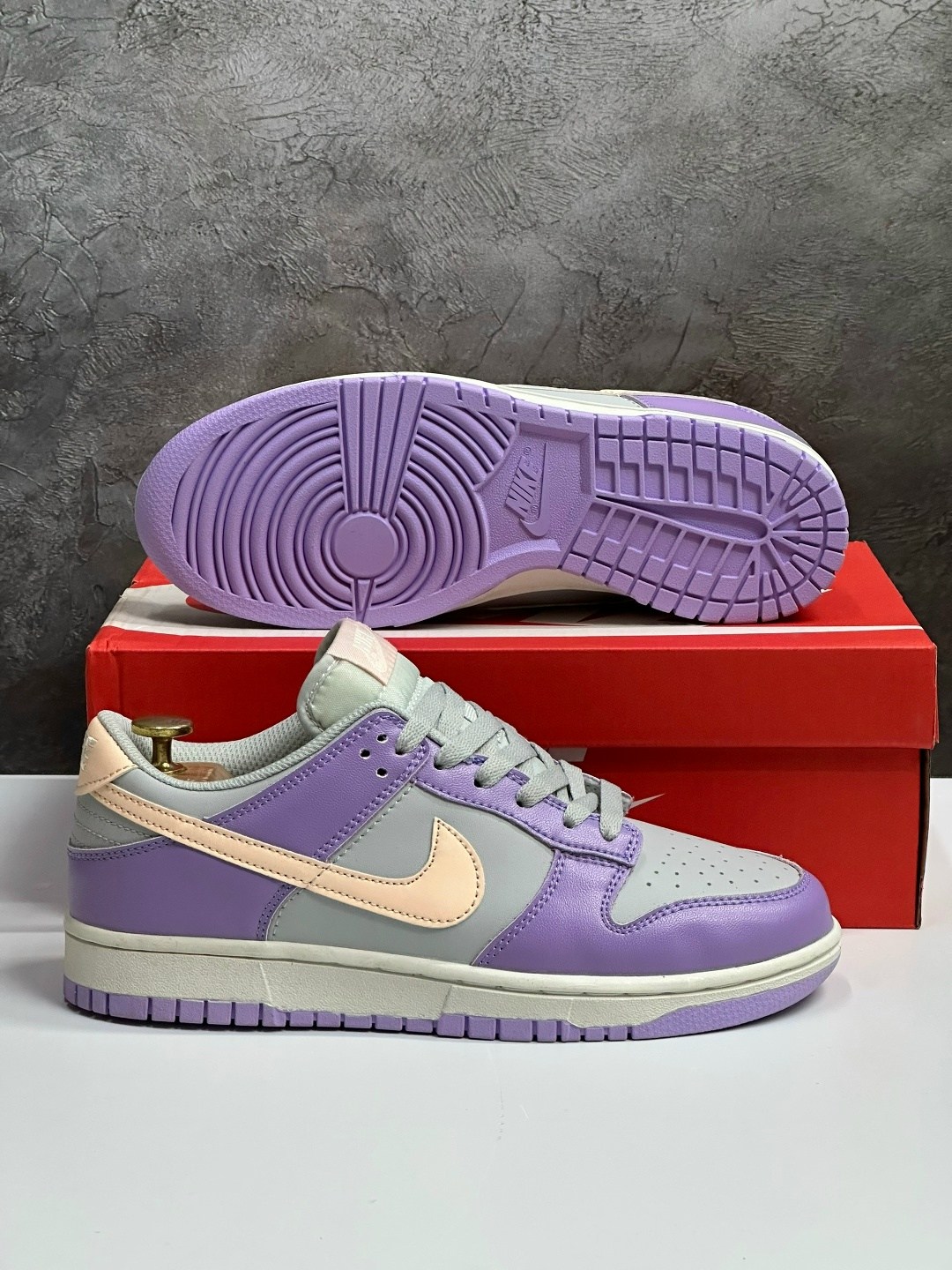 кроссовки nike sb dunk low purple pigeon,nike dunk sb low purple pigeon,кроссовки nike sb dunk low,nike sb dunk low wmns purple pigeon,кроссовки