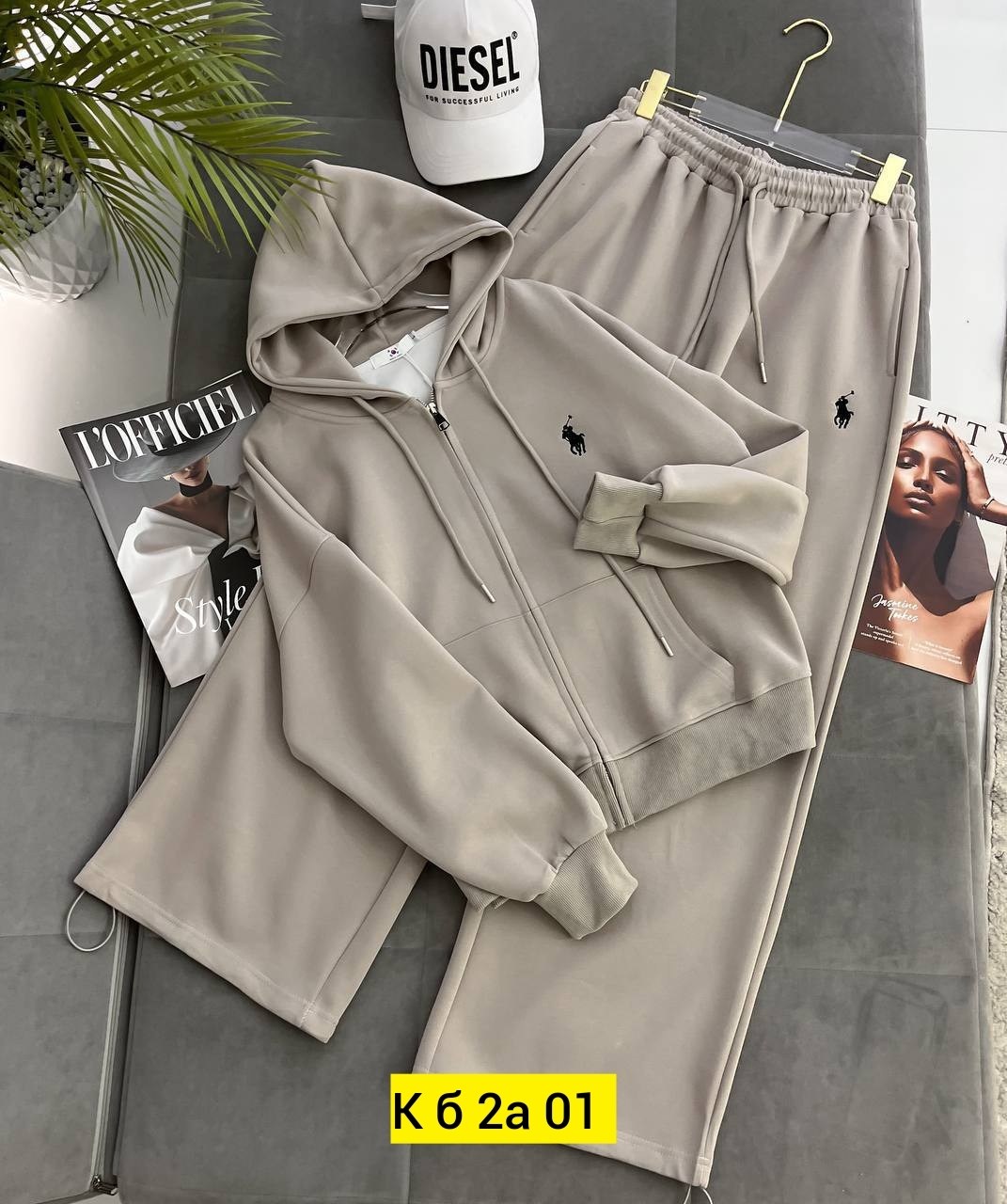 cпортивный костюм женский на флисе,женский костюм на флисе,стильный костюм,женский костюм,костюм