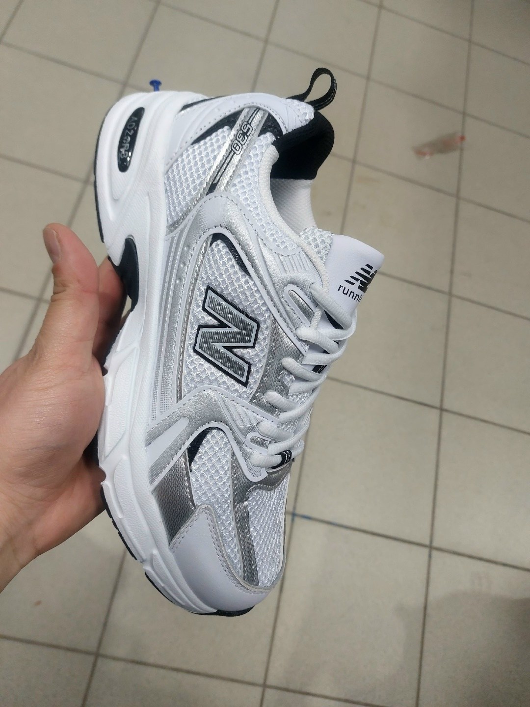 кроссовки new balance 530,кроссовки new balance,женские кроссовки new balance,кроссовки new balance мужские,кроссовки new balance 530 white silver