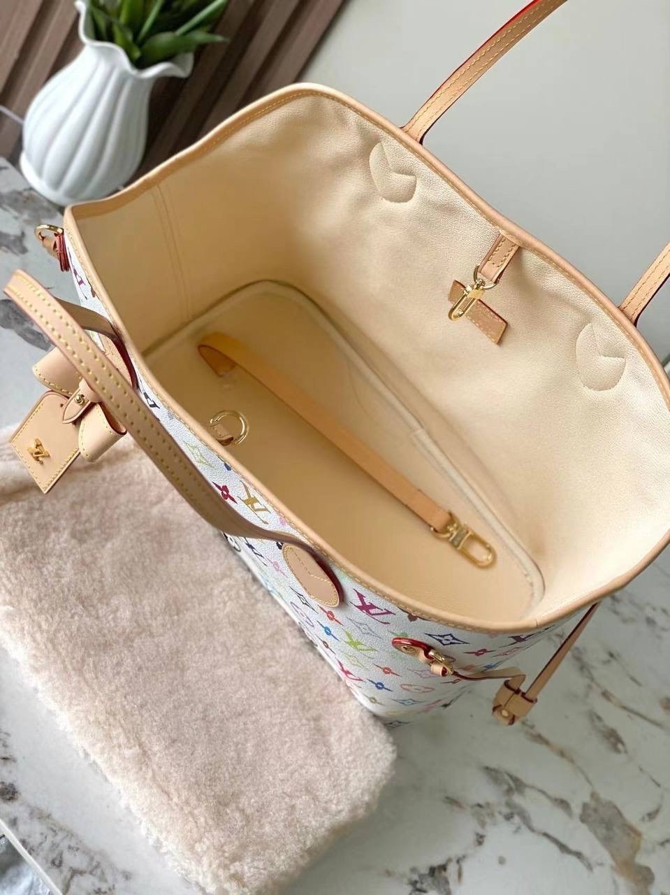 сумка louis vuitton,louis vuitton сумка женская,сумка луи виттон,louis vuitton bag,сумки модные