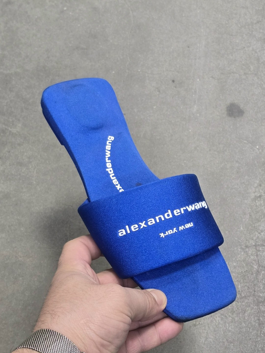 женские шлепанцы,,босоножки шлепанцы,модные тапочки,модные сандалии