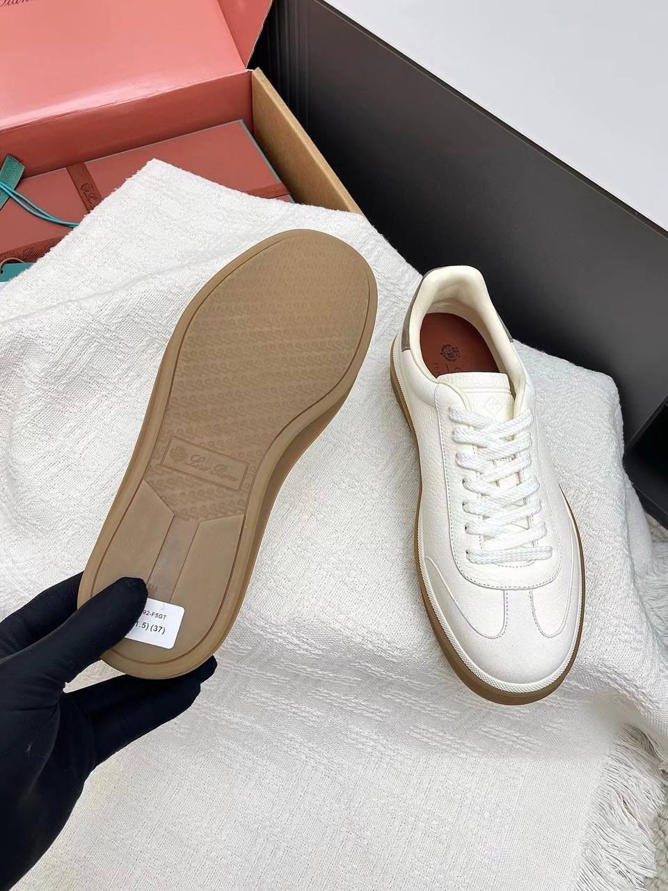 кроссовки loro piana,,кеды loro piana,классические кроссовки,женские кроссовки