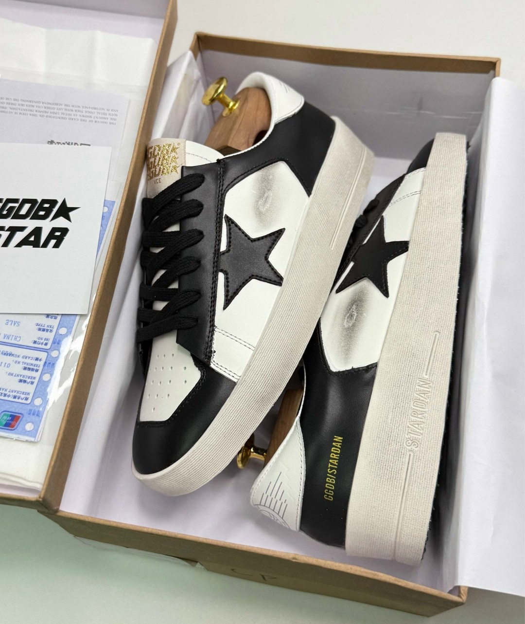 кроссовки bape x adidas originals superstar 80s,,кроссовки stardan black white golden goose,кроссовки golden goose,кеды golden goose