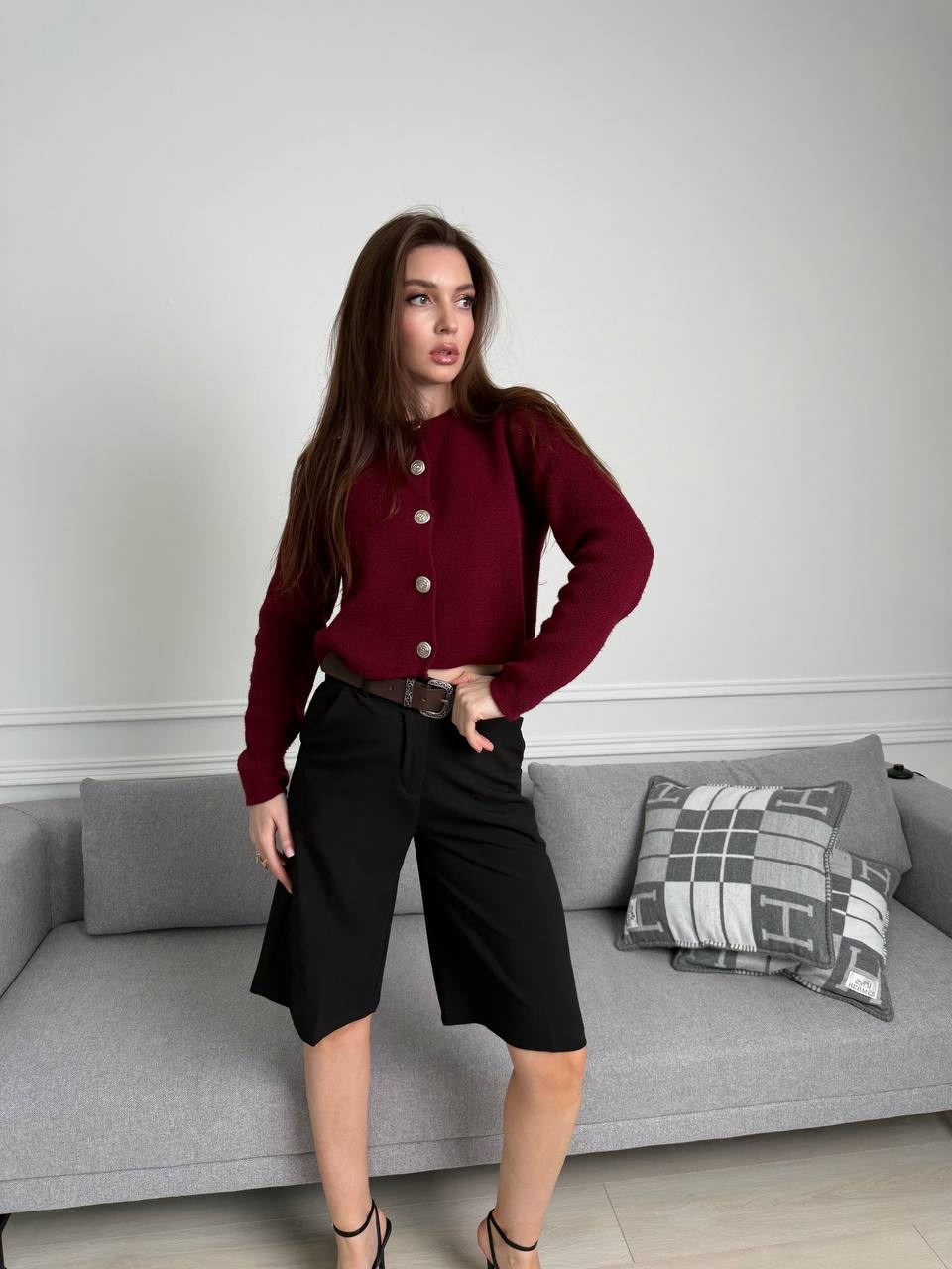 шорты классические длинные бермуды,женские шорты,шорты бермуды,шорты гранатовый vilatte 021555086,длинные шорты