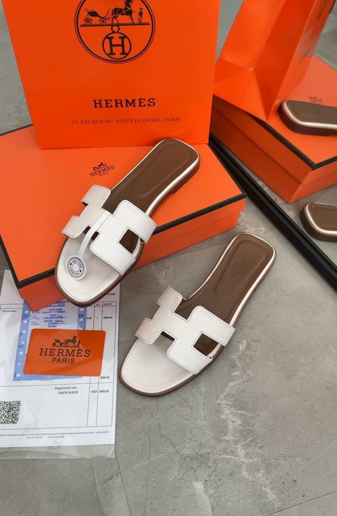 шлёпанцы hermes,шлепки hermes oran,шлепки эрмес оран,шлепки гермес оригинал,женские кожаные шлепки hermes oran коричневые