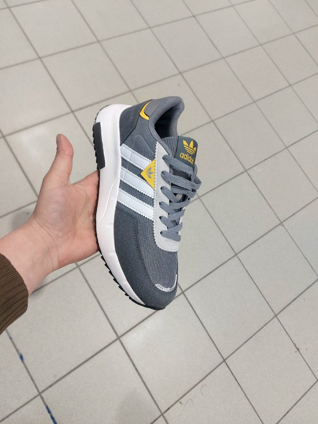 кроссовки мужские adidas,кроссовки adidas,кроссовки adidas retropy,кроссовки адидас,кроссовки адидас модели 2026