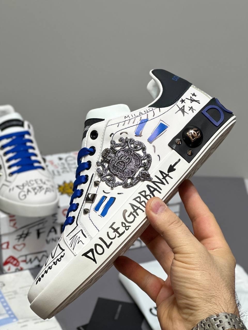 кроссовки с логотипом белый dolce&gabbana,dolce & gabbana кроссовки,,кеды дольче габбана мужские реплика,кеды dolce&gabbana