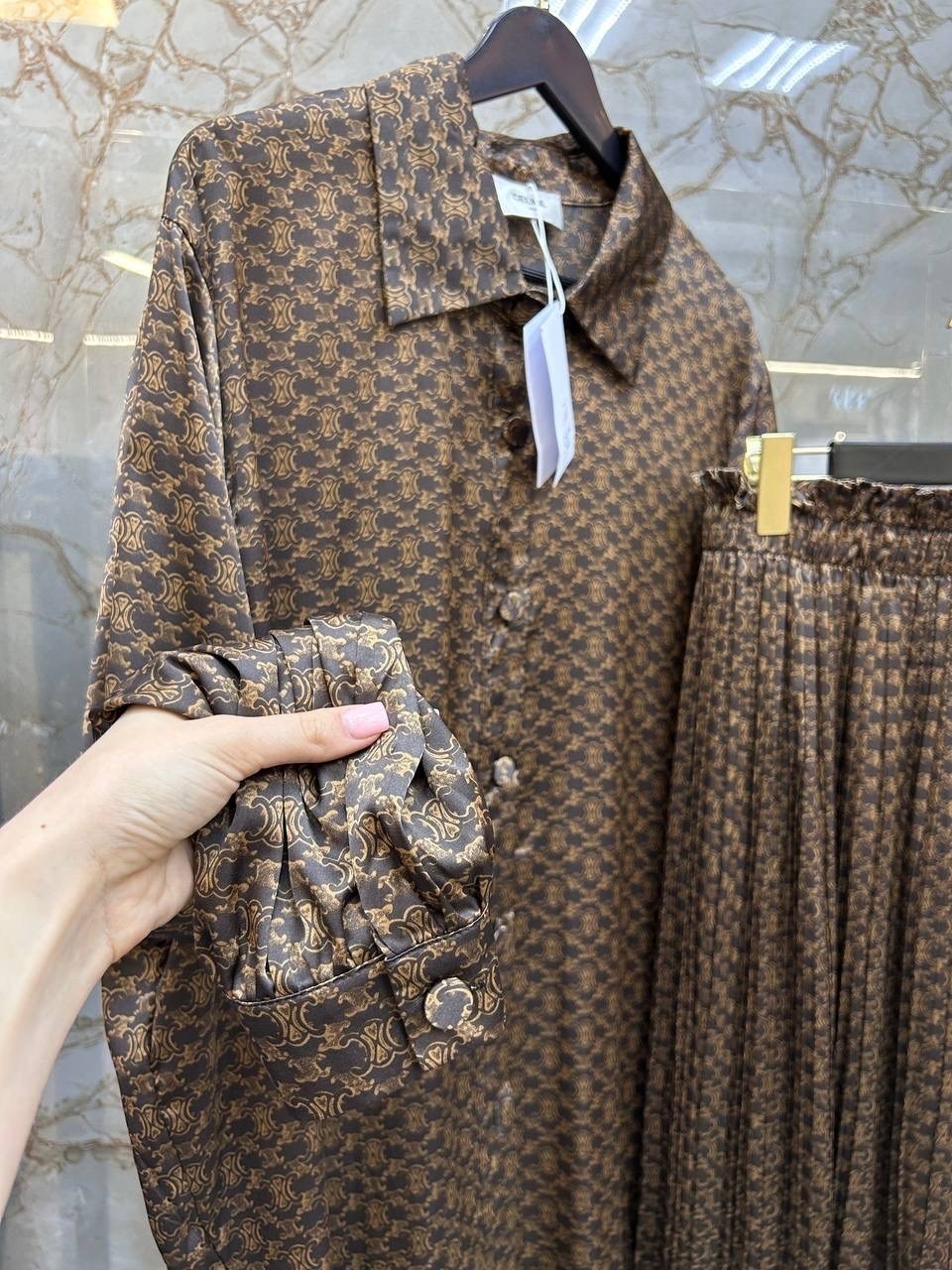 костюм,рубашка,повседневная рубашка,коричневая рубашка