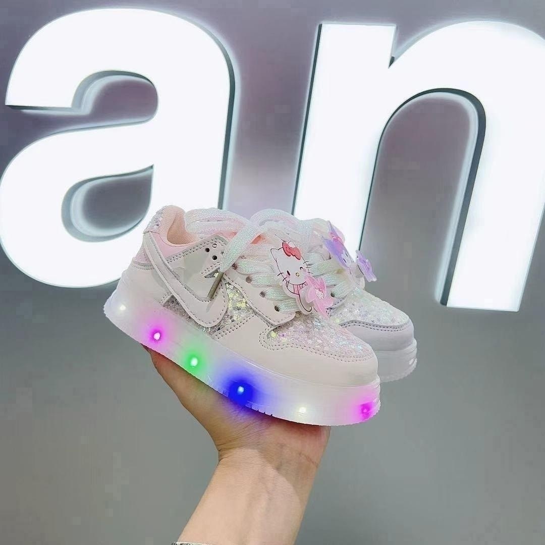 детские кроссовки с подсветкой,светящиеся кроссовки для девочки,детские кроссовки со светодиодной подсветкой,детская  со светодиодной подсветкой,кроссовки с подсветкой