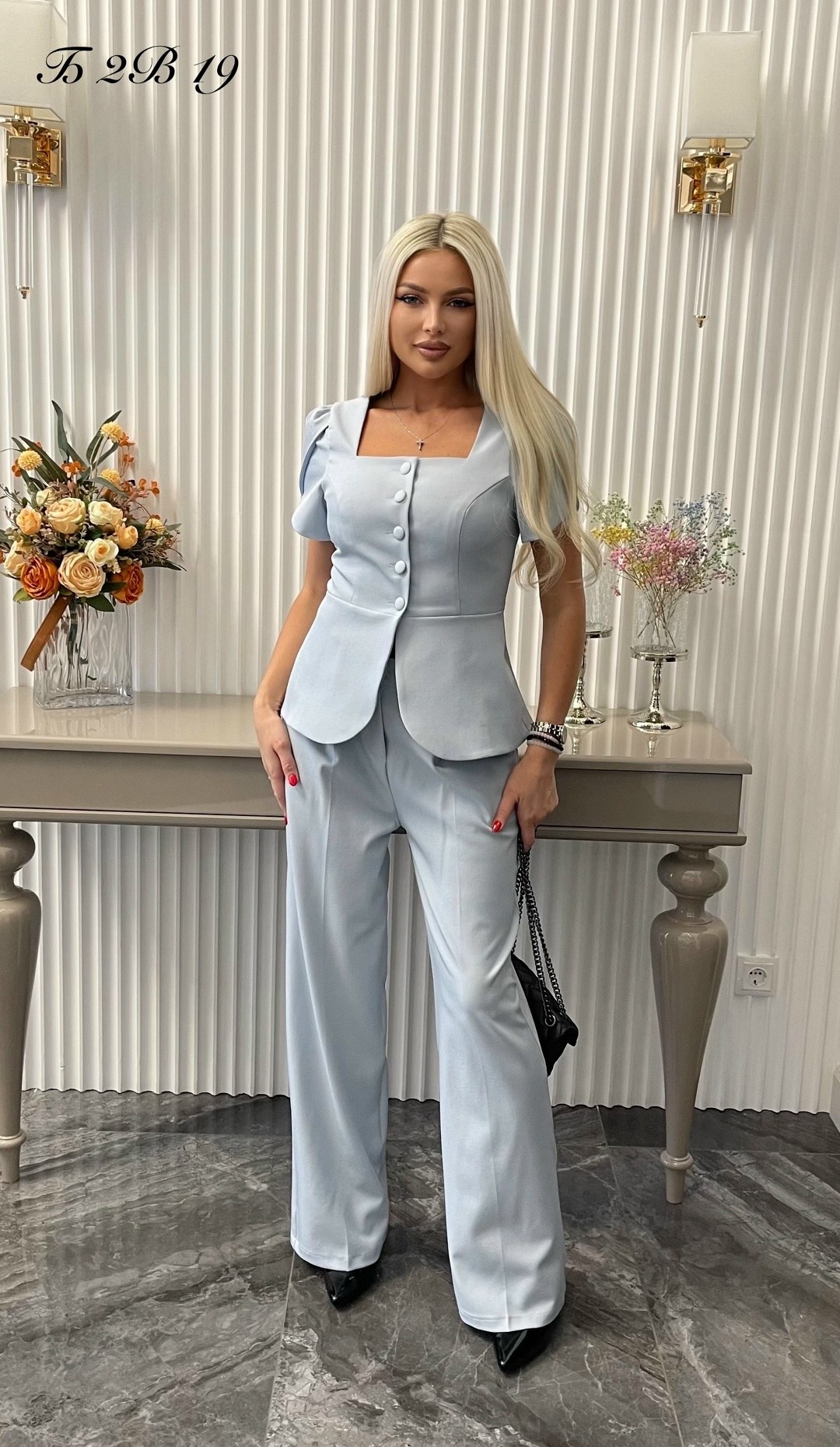 костюм стильный,костюм элегантный,,женские костюмы,костюм