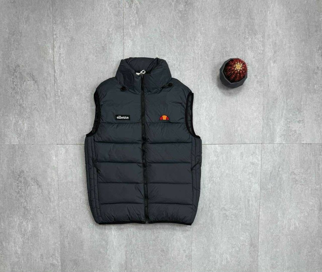 жилетка,мужская жилетка,жилет ellesse,жилетка безрукавка,жилет