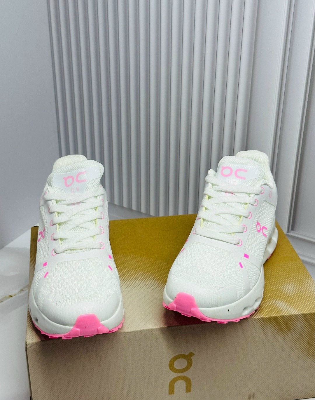 кроссовки женскиe,кроссовки cпортивные,,кроссовки on,спортивный