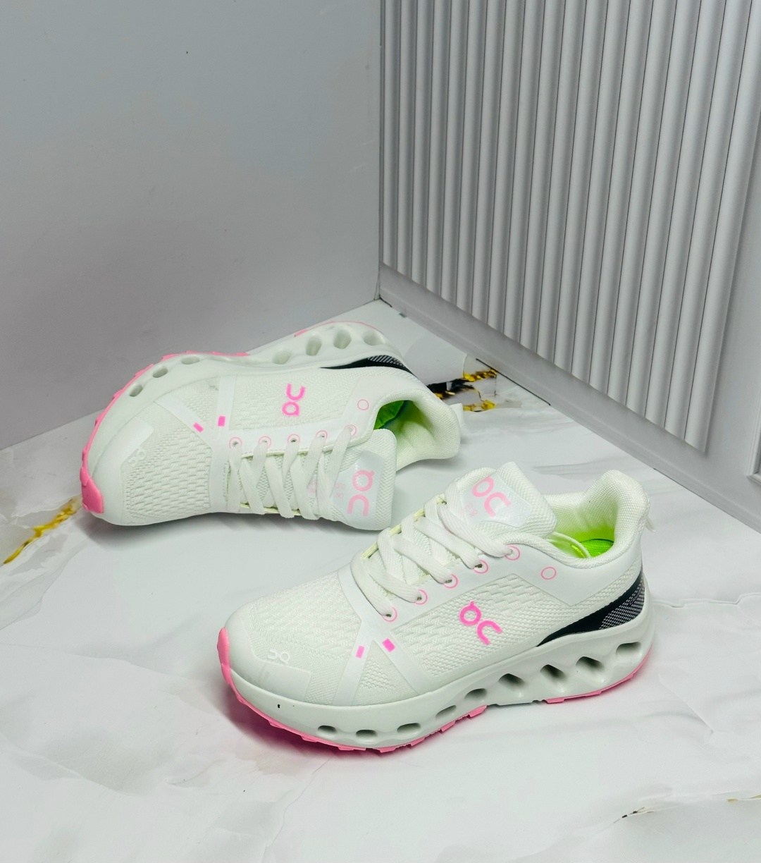 кроссовки женскиe,кроссовки cпортивные,,кроссовки on,спортивный