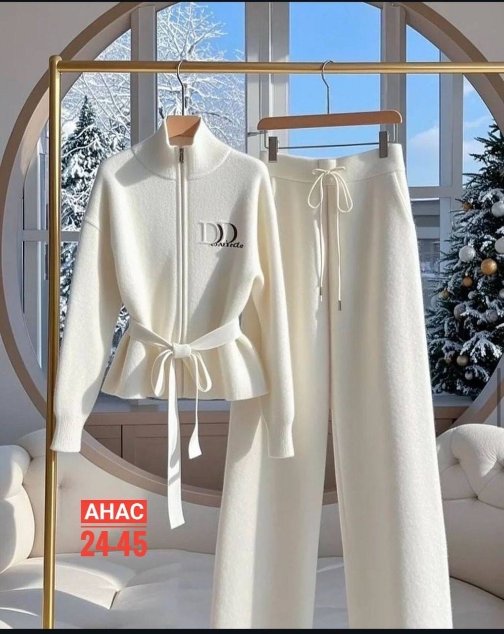 белые костюмы,женские костюмы,костюм двойка кашемир,костюм трикотажный,кашемировый костюм