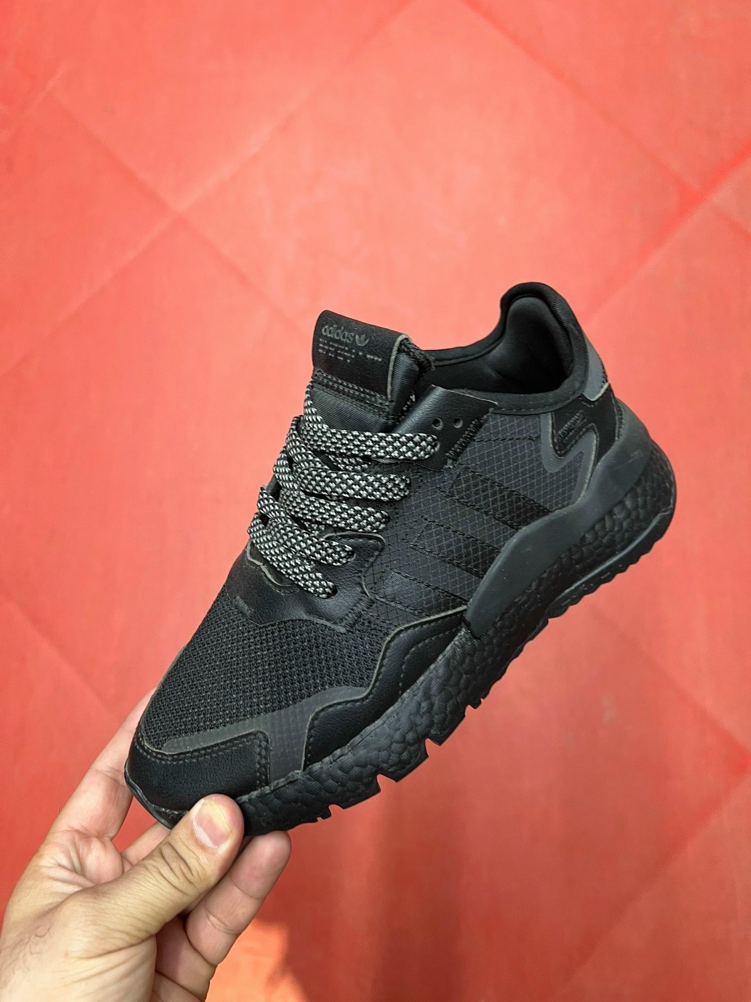 адидас найт джогер кроссовки,кроссовки adidas nite jogger,кроссовки adidas,мужские кроссовки adidas nite jogger,кроссовки