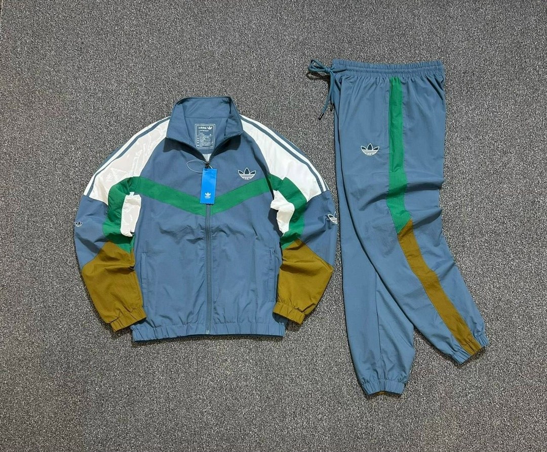 спортивный костюм adidas 90х,спортивный костюм adidas,спортивный костюм adidas винтажный,спортивный костюм adidas из 90-х,спортивные костюмы адидас