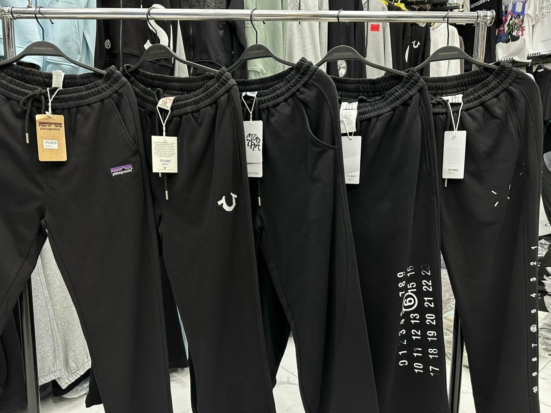 брюки мужские спортивные,брюки спортивные,спортивные штаны,спортивные штаны мужские,мужские прямые спортивные штаны с белым