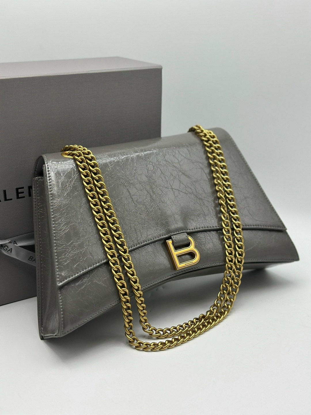 сумка balenciaga,стеганая сумка balenciaga crush черный,сумка женская balenciaga,balenciaga сумка на плечо,маленькая стеганая сумка на цепочке crush balenciaga