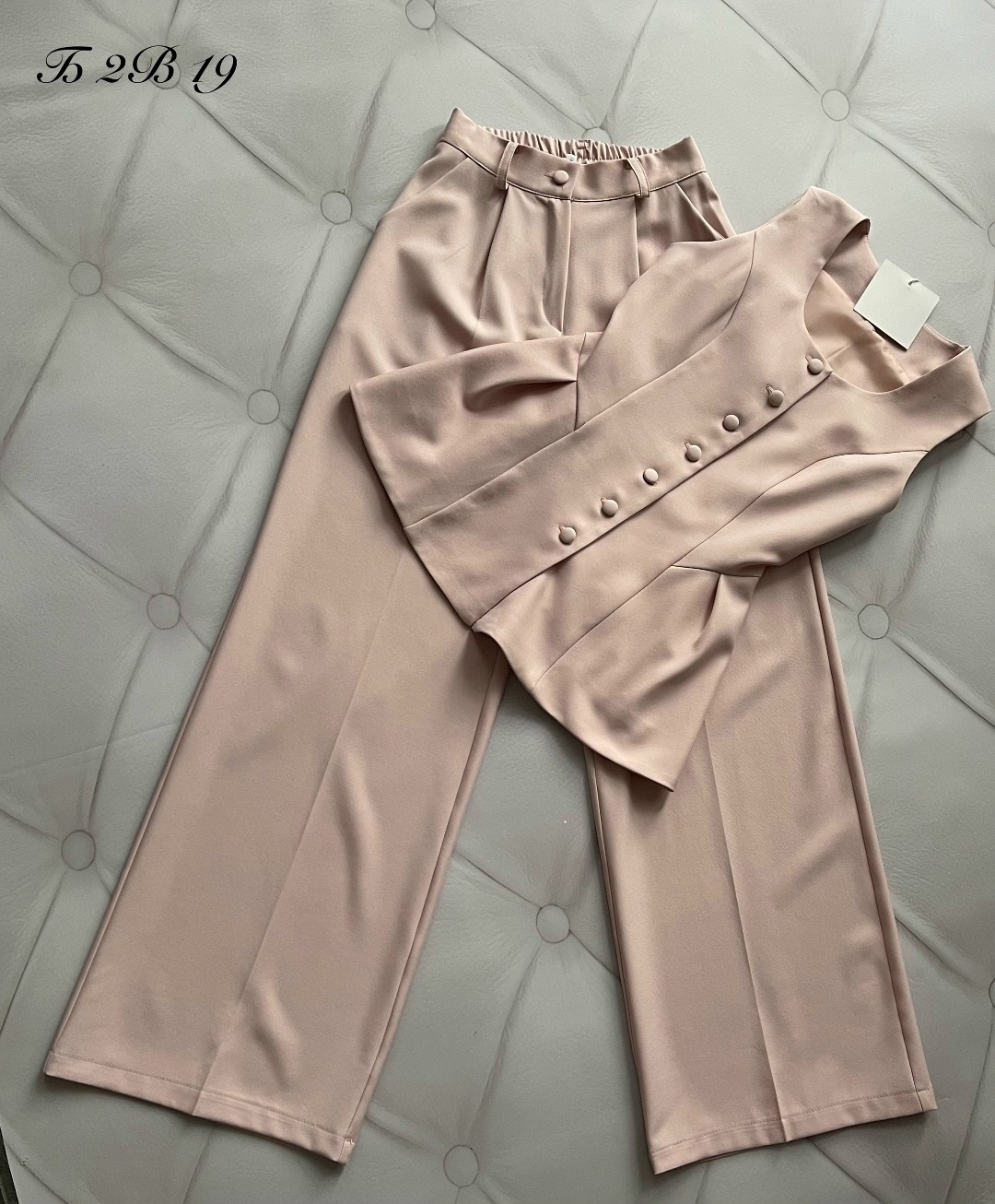 летний костюм брючный двойка,женский брючный костюм двойка,брючный костюм,костюм женский двойка,женский брючный костюм