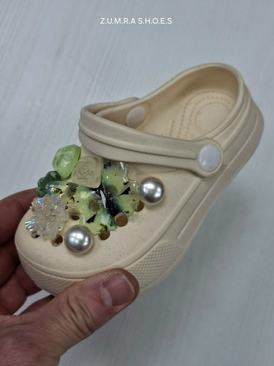 ,украшение для кроксов,кроксы для девочки с украшениями,украшение для обуви,кроксы со стразами