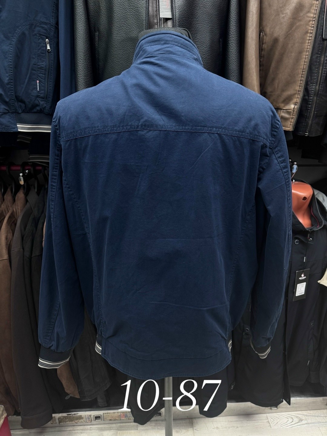 куртка бомбер,мужская куртка ветровка,куртка мужская,мужская куртка бомбер,куртка повседневная