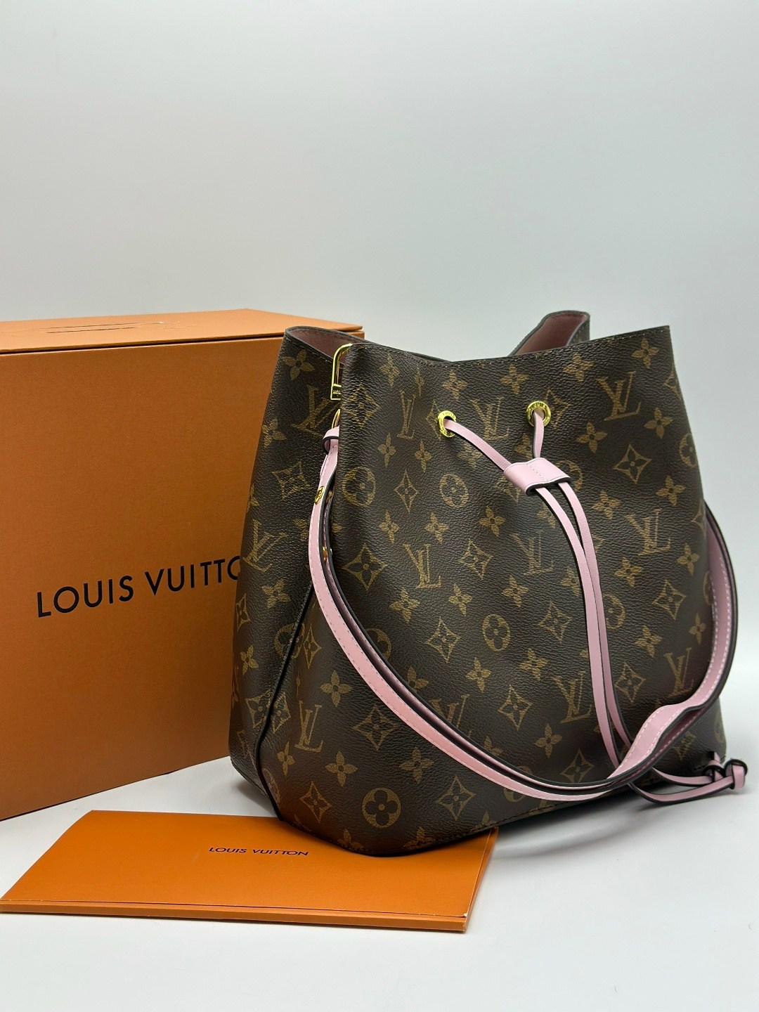 сумка louis vuitton,женская сумка louis vuitton,сумка neonoe louis vuitton,сумка луи виттон,louis vuitton сумка ведро