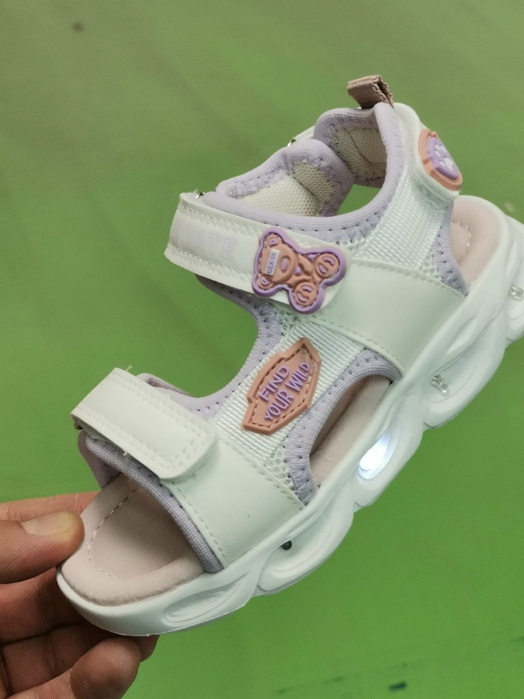 сандалии светящиеся,босоножки детские,,сандалии для девочек,сандалии детские