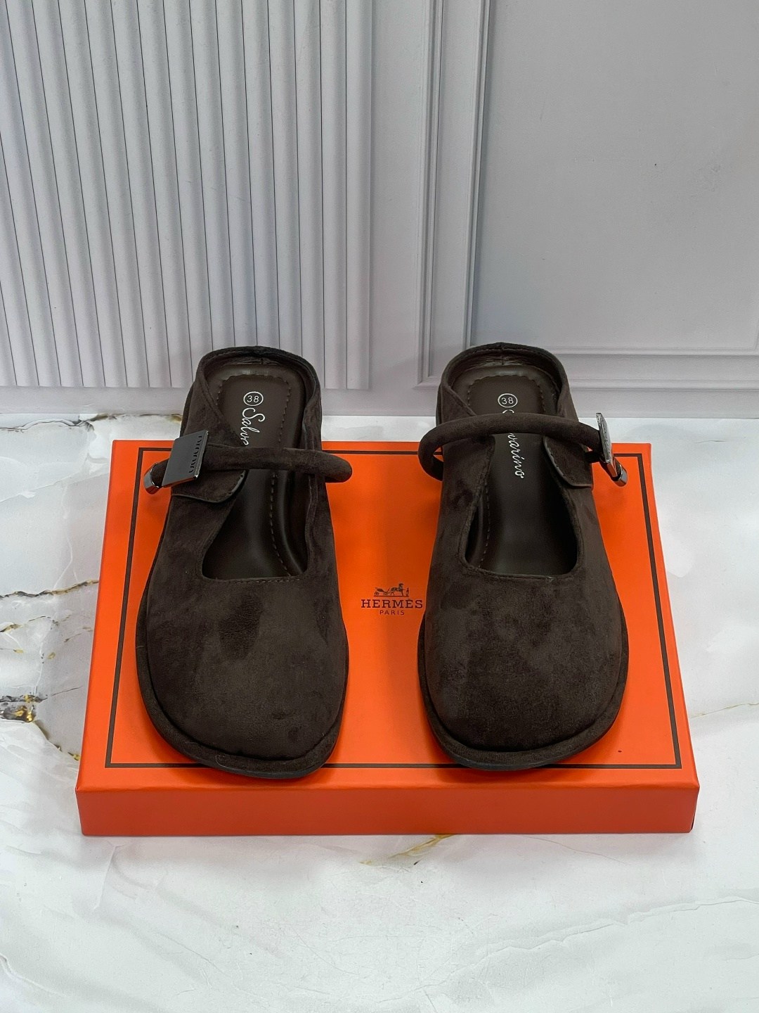 ,замшевые шлепанцы hermes,мюли hermes,мюли женские,шлепанцы женские