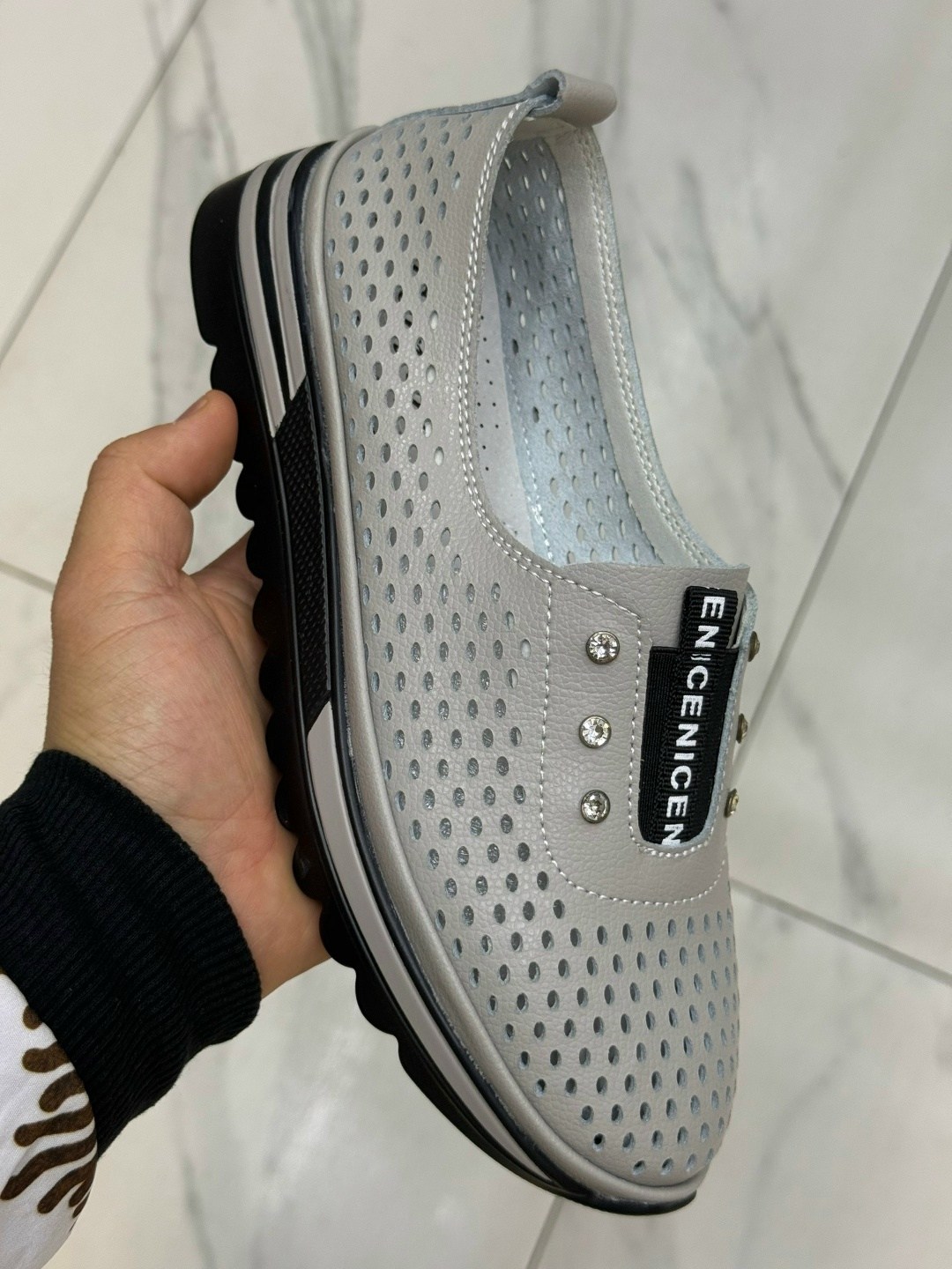 ,слипоны женские, женская,мокасины женские,мокасины с перфорацией