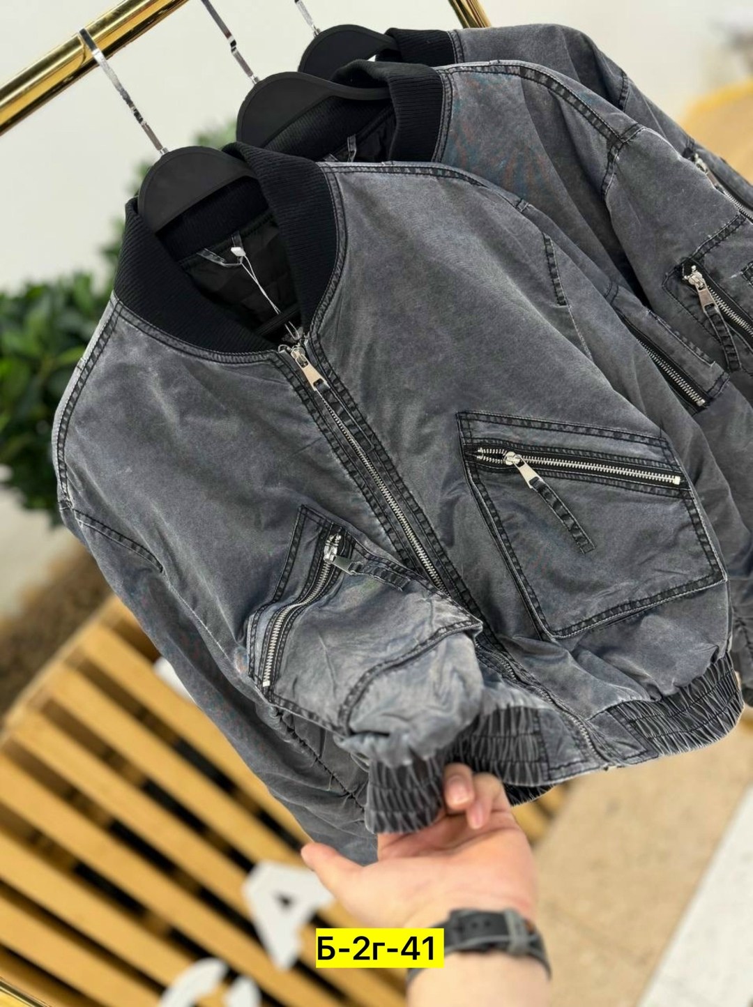 куртка бомбер,женская куртка,куртка,кожаная куртка бомбер,бомбер женский