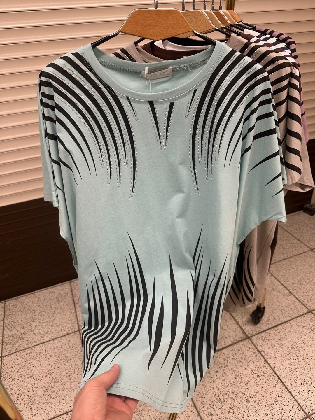 футболки женская,,женская кофта,одежд