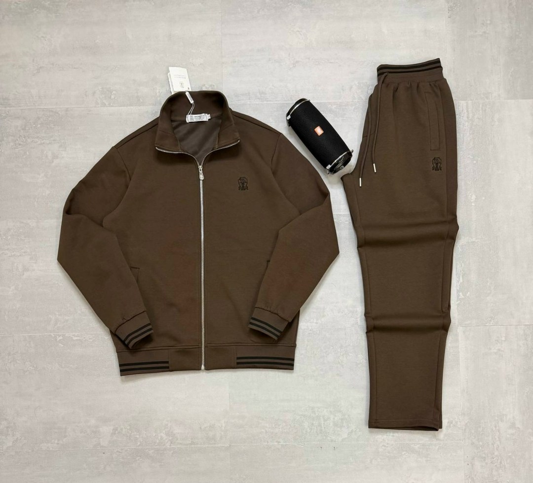 спортивный костюм stefano ricci бежевый,спортивный костюм brunello cucinelli,бежевый спортивный костюм,спортивные костюм,спортивные костюмы мужские