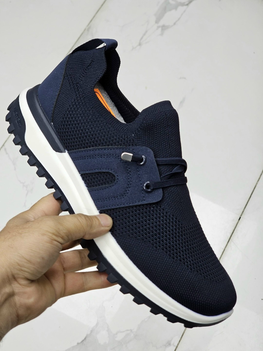 мужские кроссовки,кроссовка мужской,,женские кроссовки,повседневные кроссовки