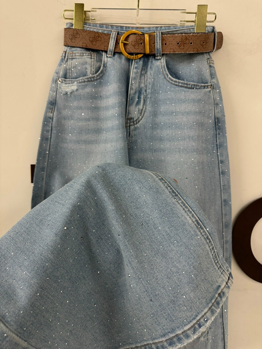 джинсы женские,широкие джинсы,джинсовые брюки,джинсы,модные джинсы