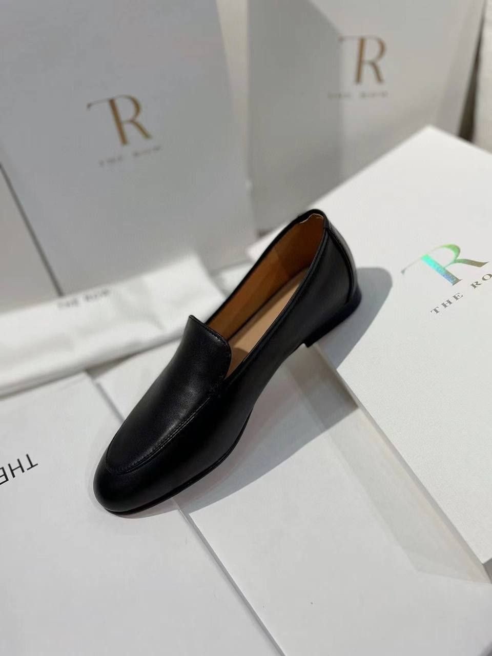 ,женские кожаные лоферы,кожаные лоферы,лоферы женский,лоферы женские черные