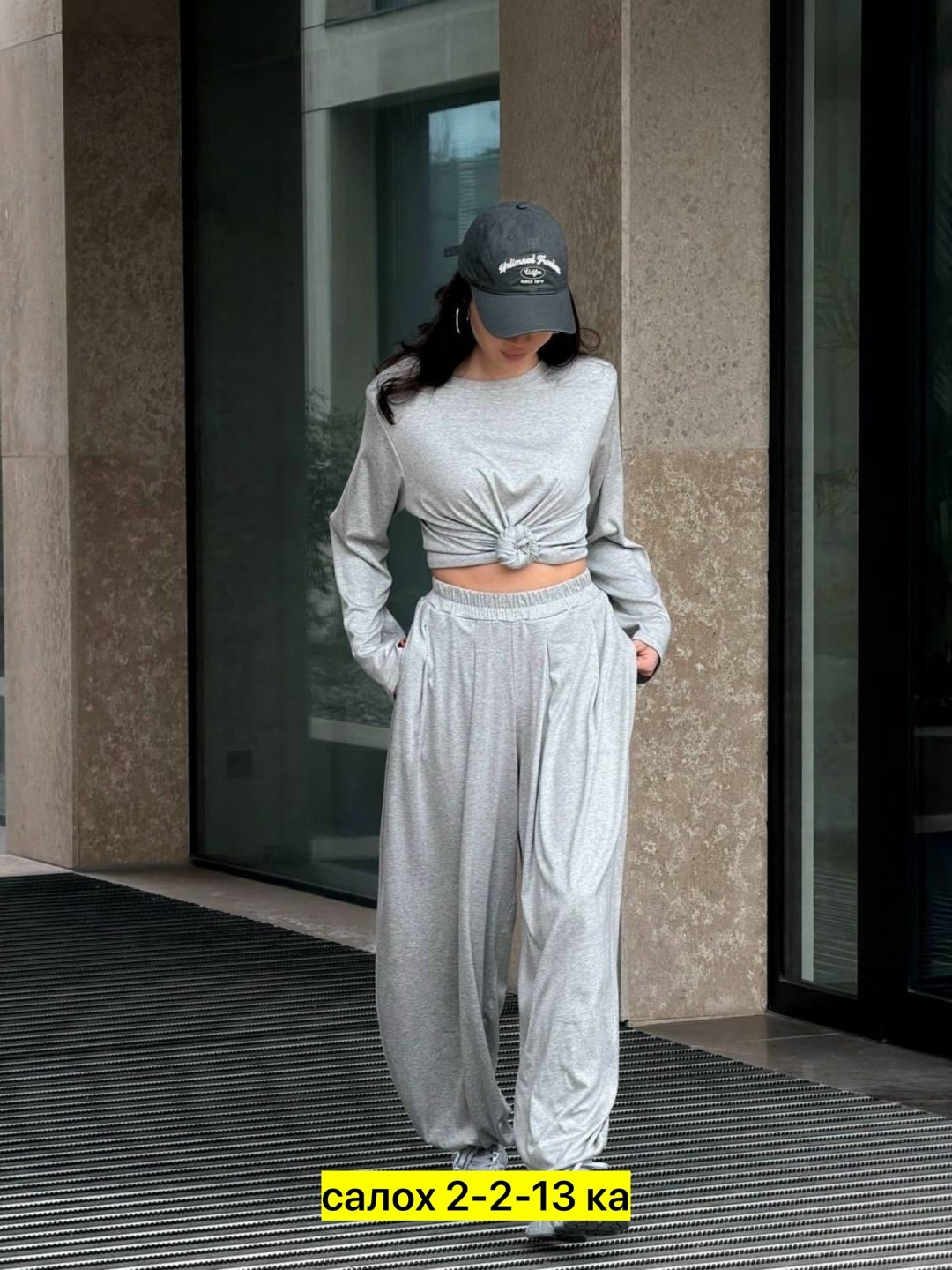 повседневный костюм,костюм с длинными рукавами,костюм,женские костюмы