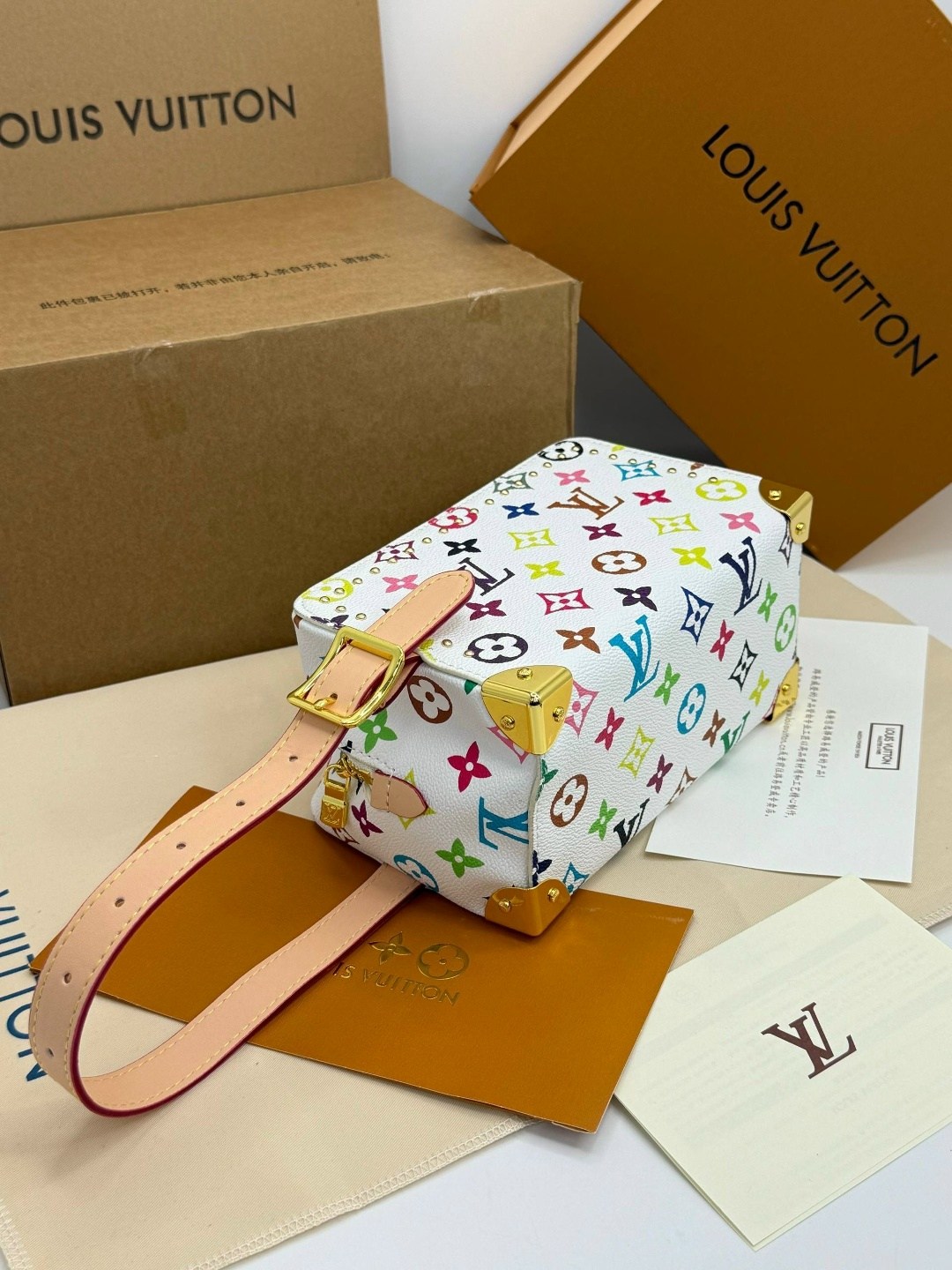 сумка женская louis vuitton,сумка louis vuitton,белая ручная сумка louis vuitton,louis vuitton сумка на плечо,louis vuitton сумка шоппер белый