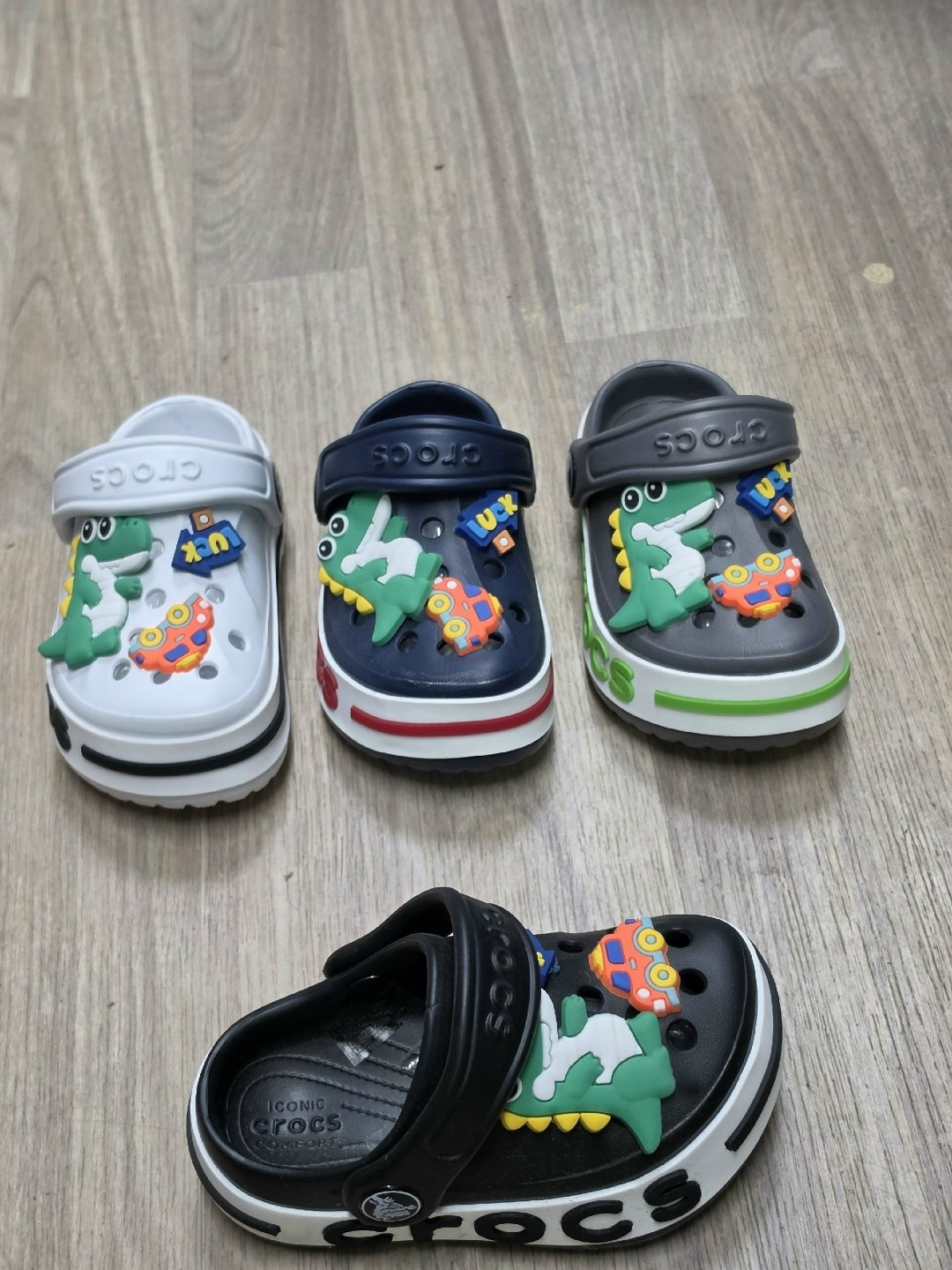 сандалии new balance,шлепанцы new balance,босоножки new balance,new balance slippers,тапочки new balance