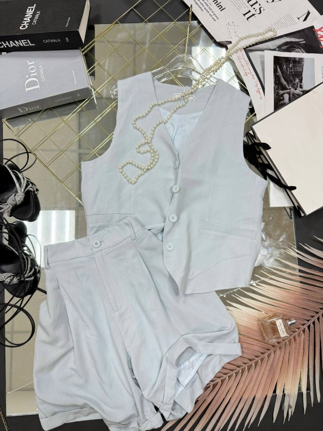 летние костюмы,женские летние костюмы,костюм жилет,костюм шорты и жилет,комплект из жилета