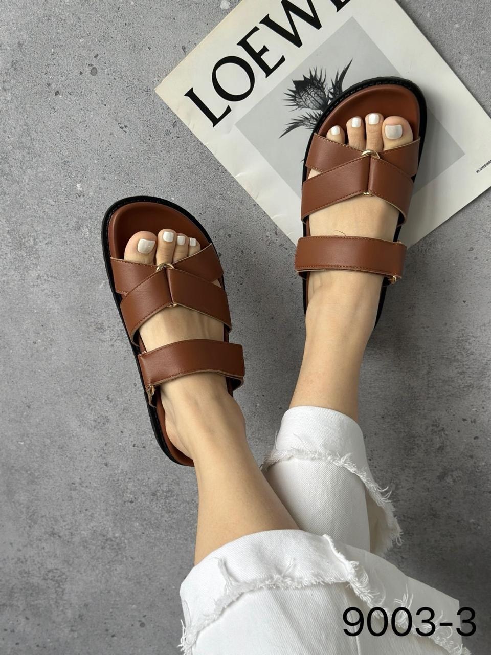 ,шлепанцы женские,модные шлепки,модные сандалии,сандалии с ремешками