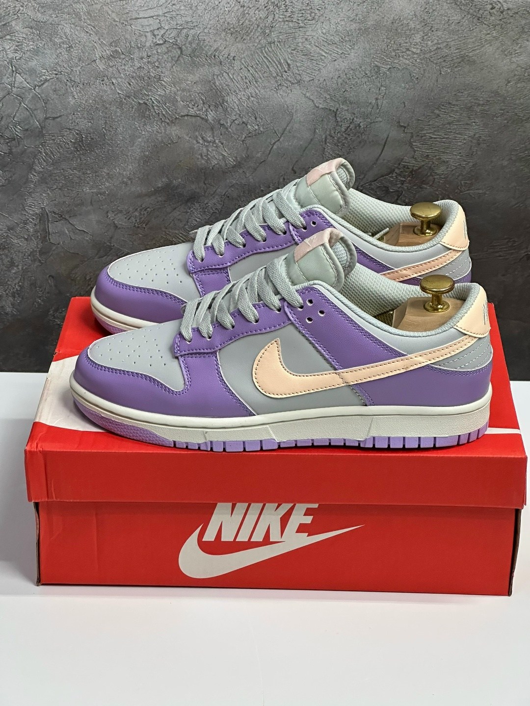 кроссовки nike sb dunk low purple pigeon,nike dunk sb low purple pigeon,кроссовки nike sb dunk low,nike sb dunk low wmns purple pigeon,кроссовки