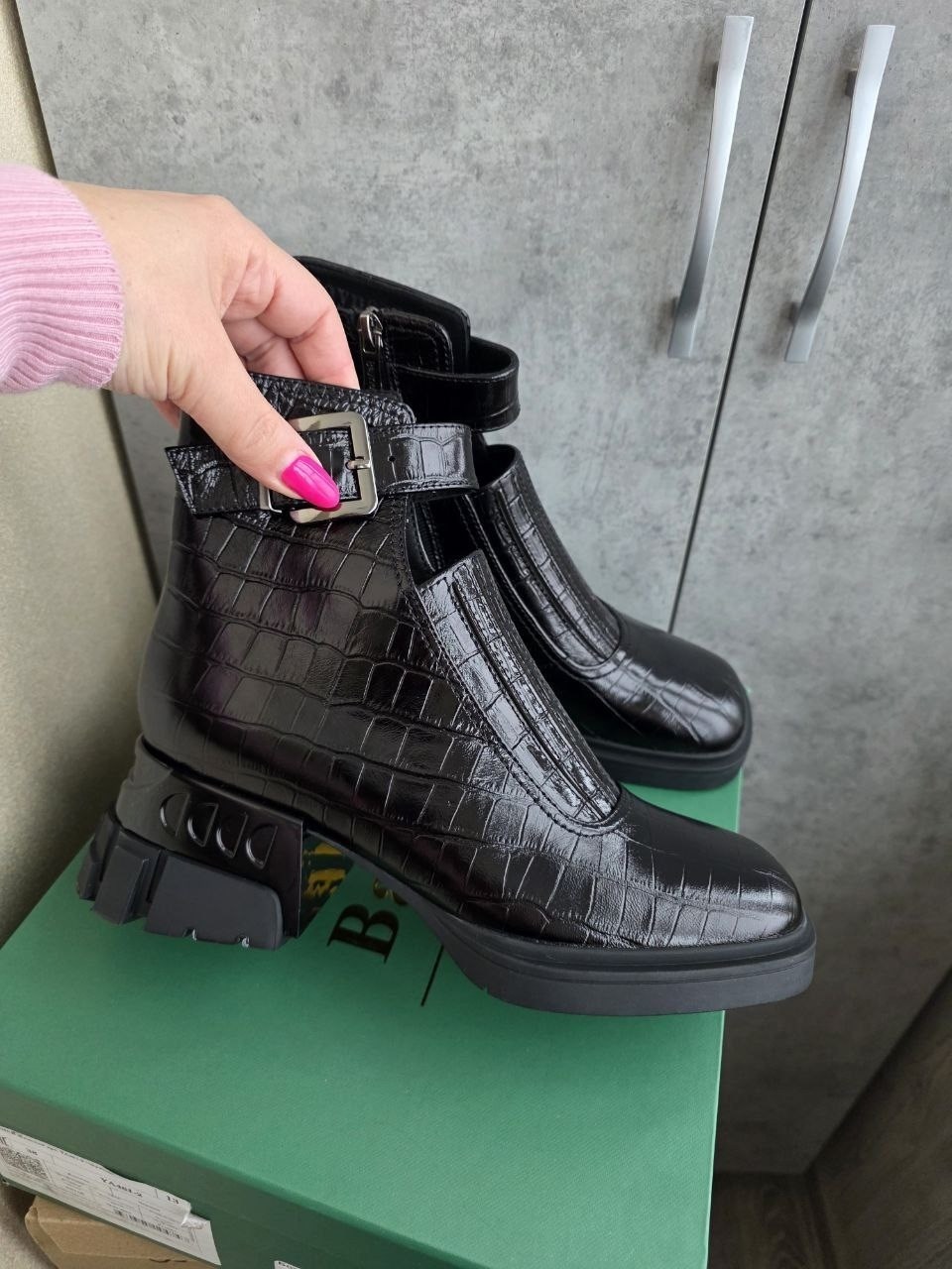 ,ботильоны женские,женская ,женские ботинки,ботильоны лакированные