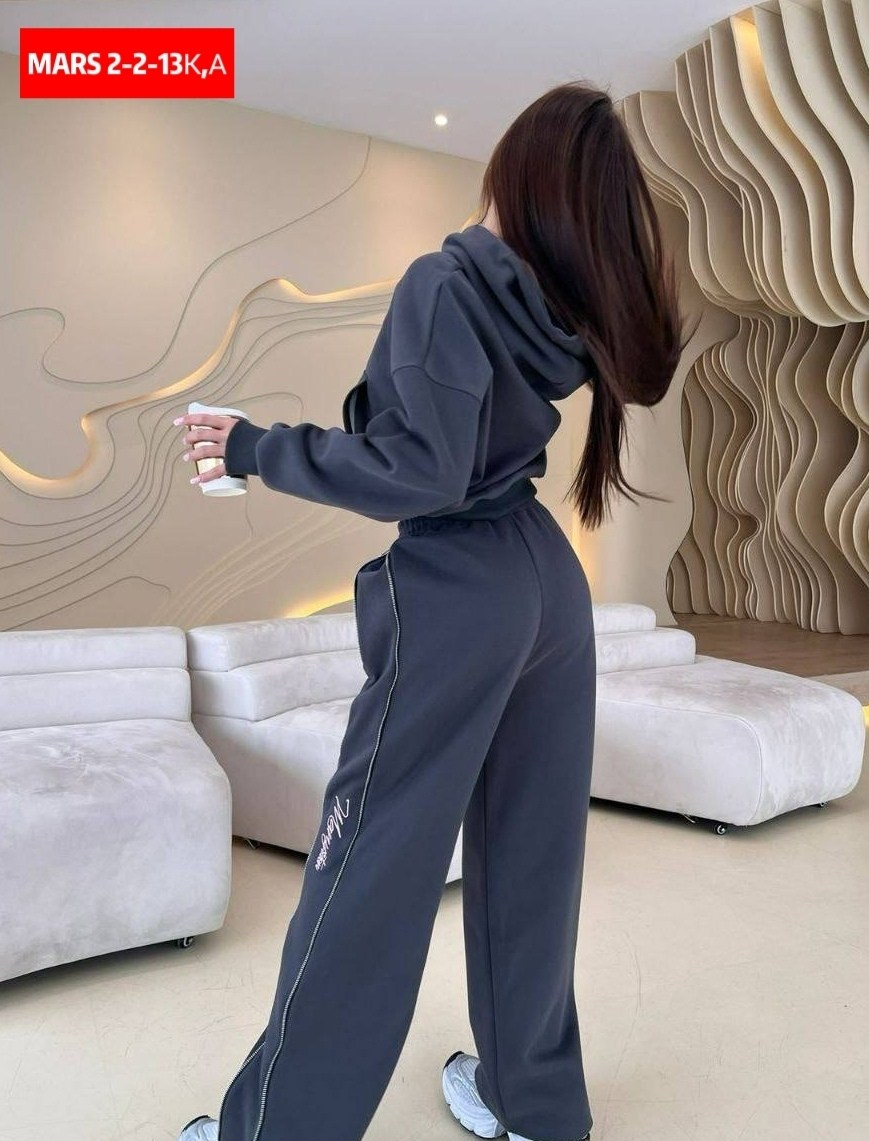 женский костюм,костюм тройка,костюм женский спортивный,стильный костюм,спортивный костюм