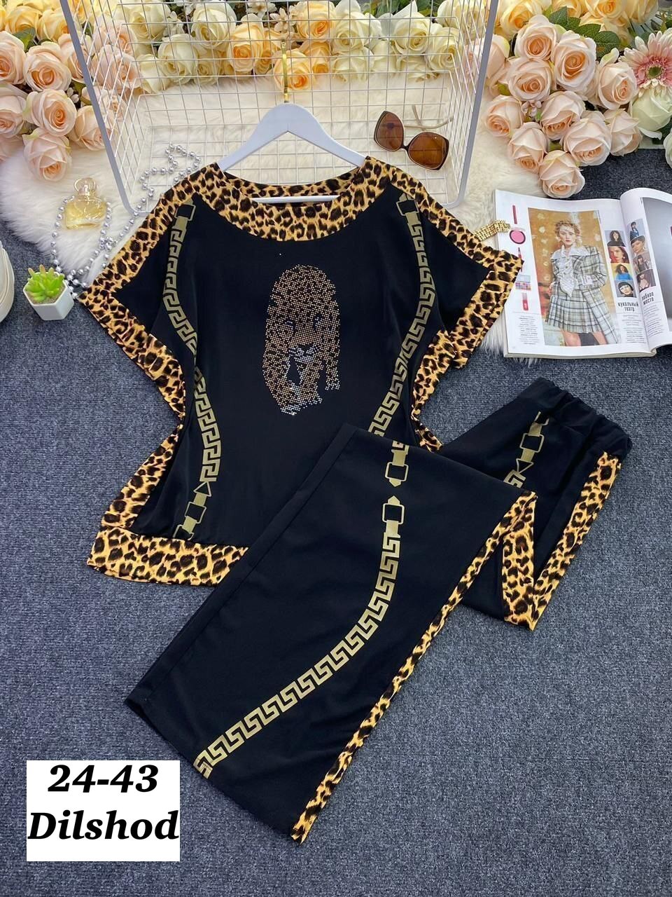 костюм со стразами,турецкие костюмы,костюм женский,костюм двойка женская,костюм турция