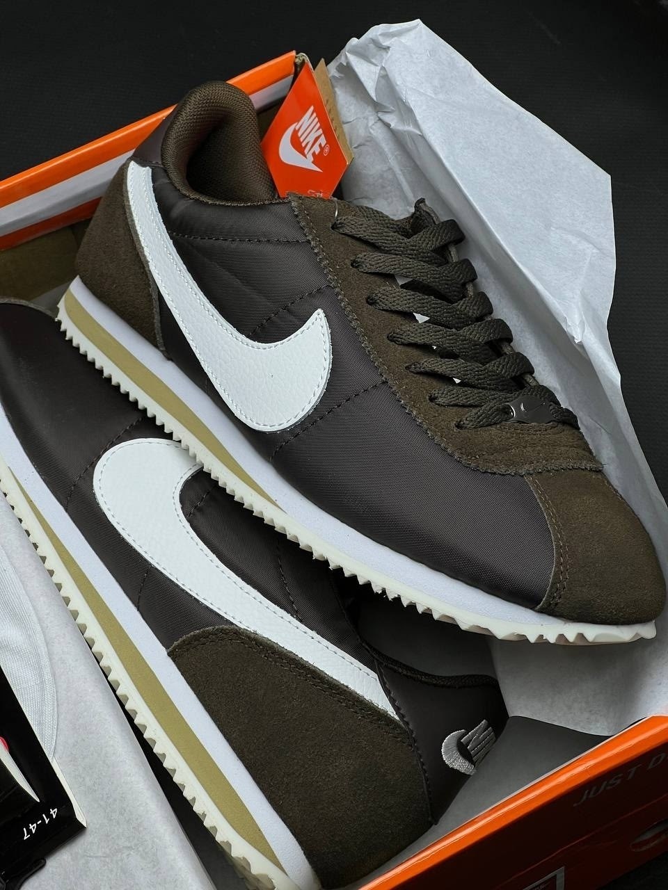 кроссовки nike classic cortez,кроссовки nike classic cortez leather,кроссовки cortez nike,кроссовки мужские nike cortez,кроссовки cortez nike коричневый