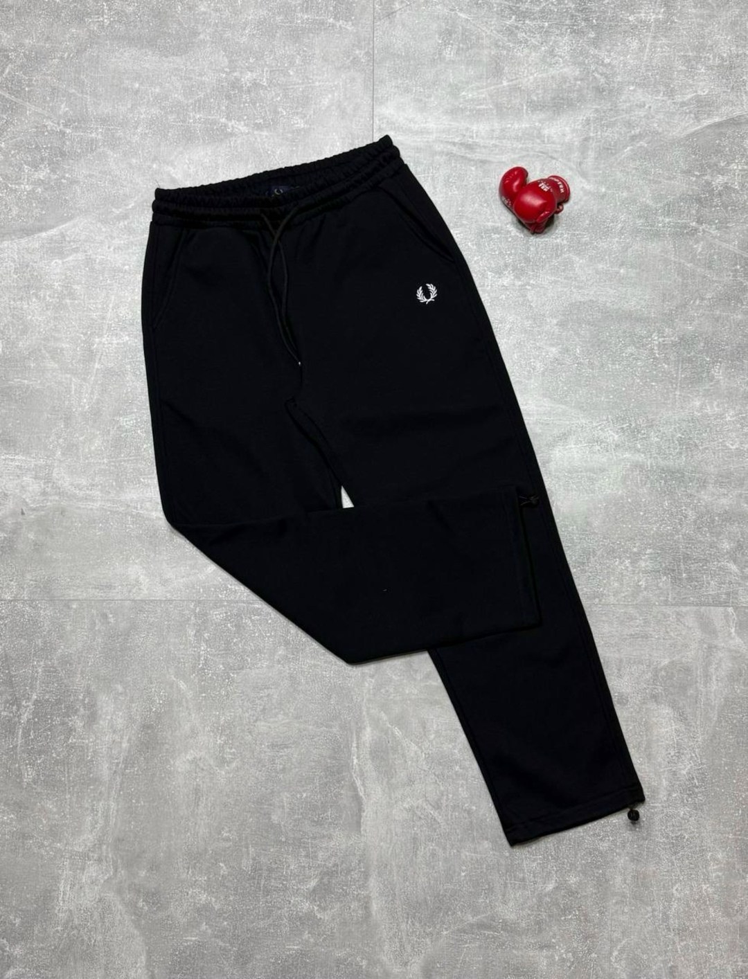 спортивные брюки,спортивные брюки мужские,спортивные штаны,штаны мужские,брюки спортивные fred perry