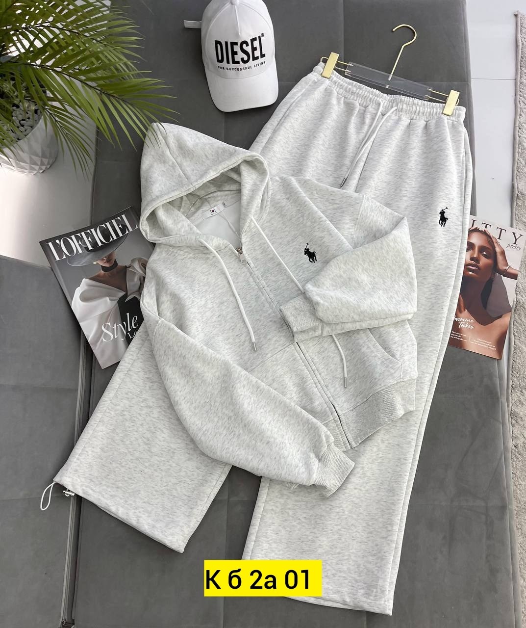 cпортивный костюм женский на флисе,женский костюм на флисе,стильный костюм,женский костюм,костюм